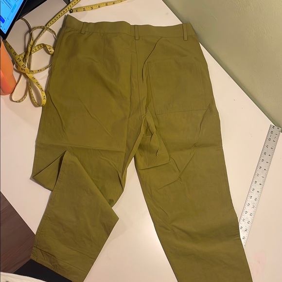 COS olive chartreuse pants - Picture 7 of 8